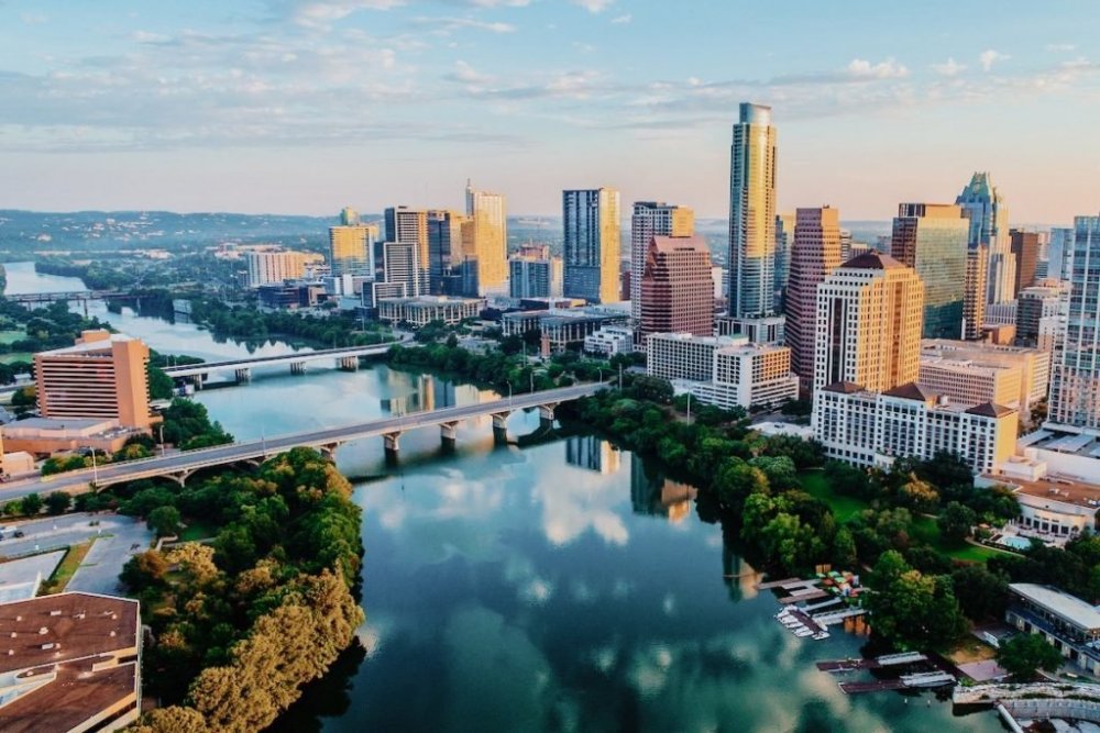 austin_texas_colorado_river-1024x683.jpg